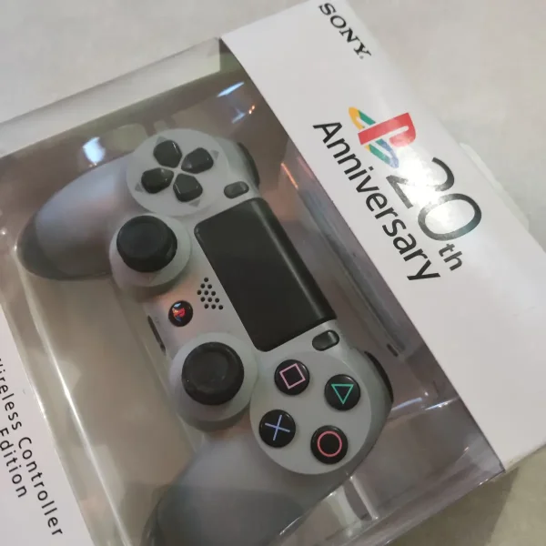 Manette DualShock 4 – Édition 20th Anniversary – Image 3